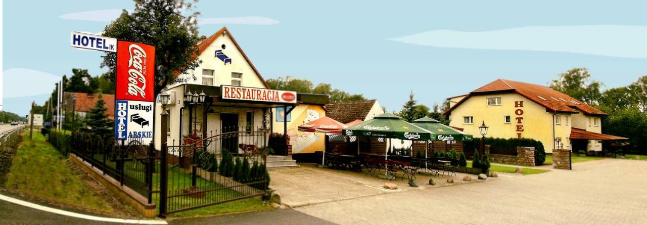 Restaurant & Hostel "Broadway" Kliniska Exterior photo